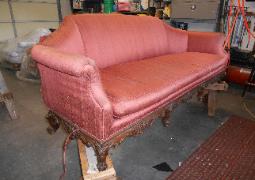 antique-sofa-before-upholstering